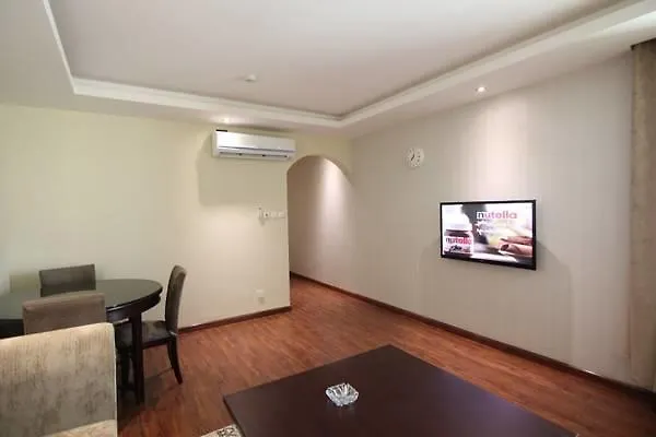 Al Maqsoorah Aparthotel